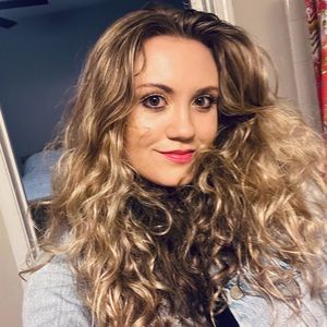 Meet your Posher, Abby